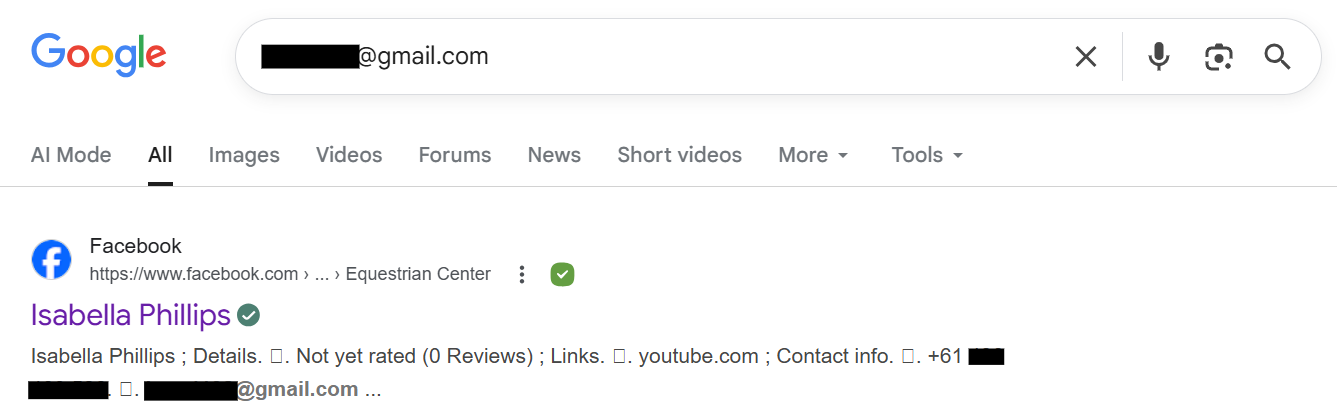 A Google az e-mail cím alapján Isabella Phillips oldalát dobta ki, de a linkre kattintva a Magyarország Szíve oldal jelenik meg. A +61-es hívószám ausztrál.