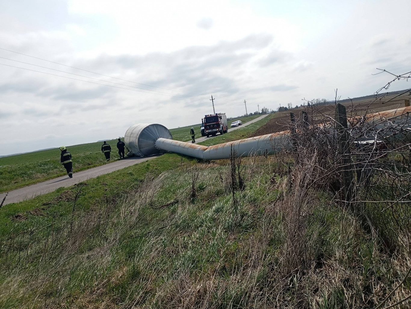 Víztornyot döntött ki a szél Somogyban