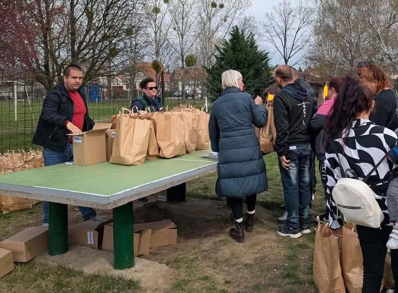 Friss hírek: Nyíradonyban már viszik haza a krumplit.