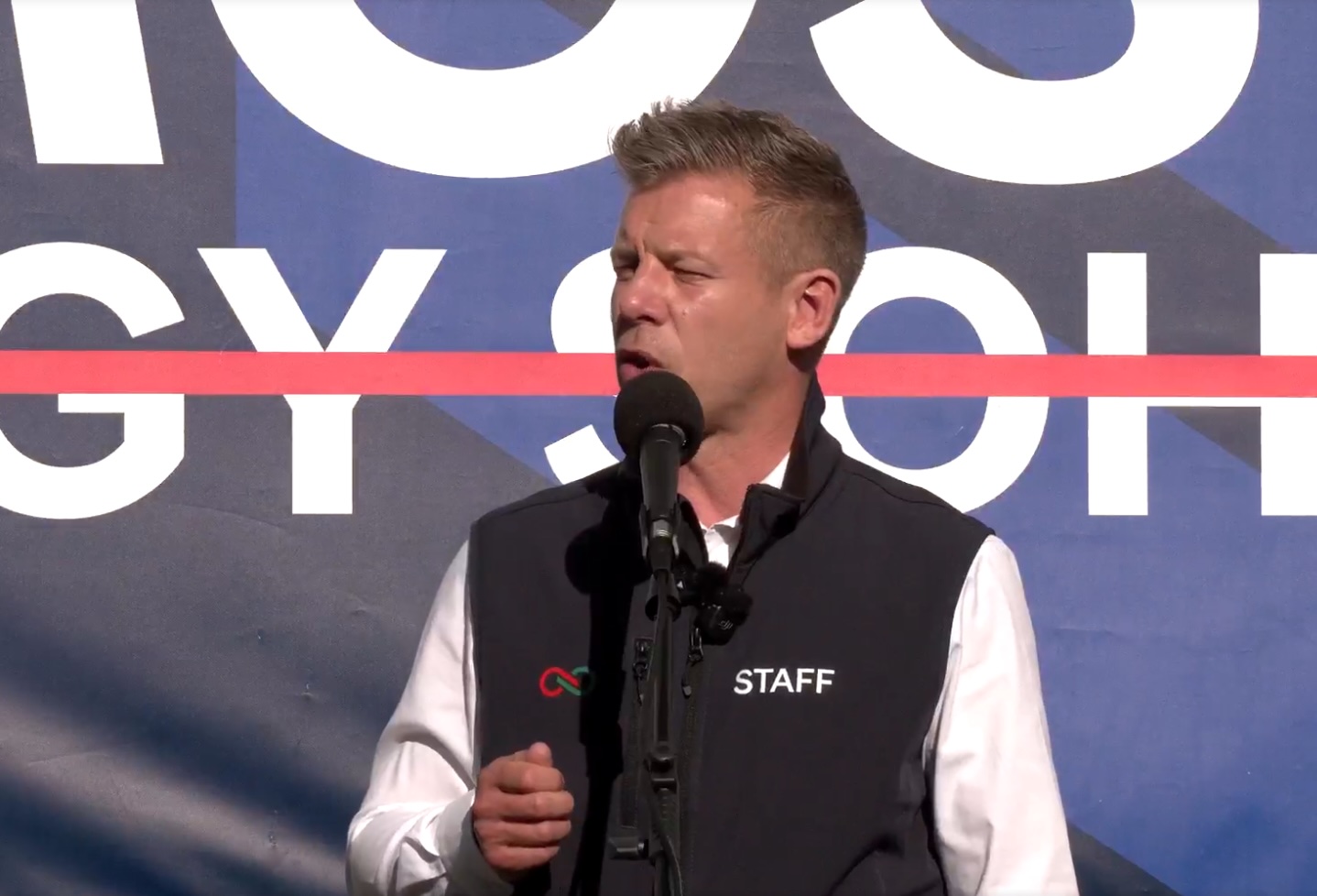 Magyar Péter Sopronban: Elmegyünk Dubajba, Csádba, Amerikába, hazahozzuk a magyarok pénzét