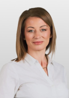 DR. Ruzsa Diána