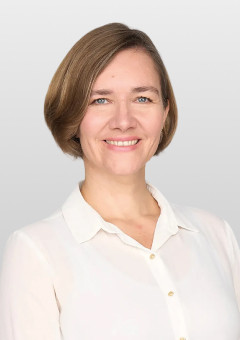 DR. Bögi Viktória