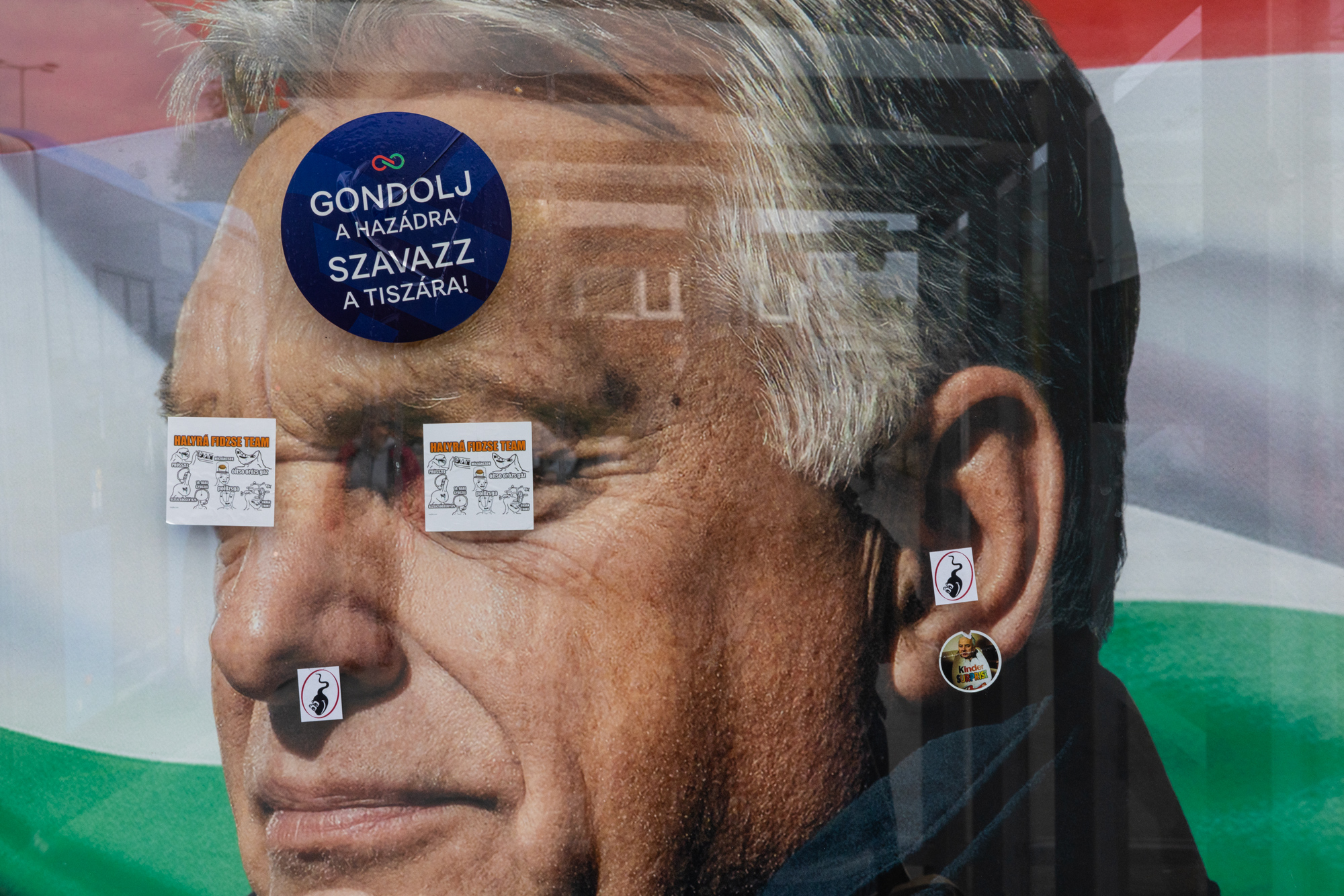 Úgy szerzett kétharmadot a Tisza, hogy az EBESZ szerint is erősen a Fidesznek lejtett a pálya a kampányban