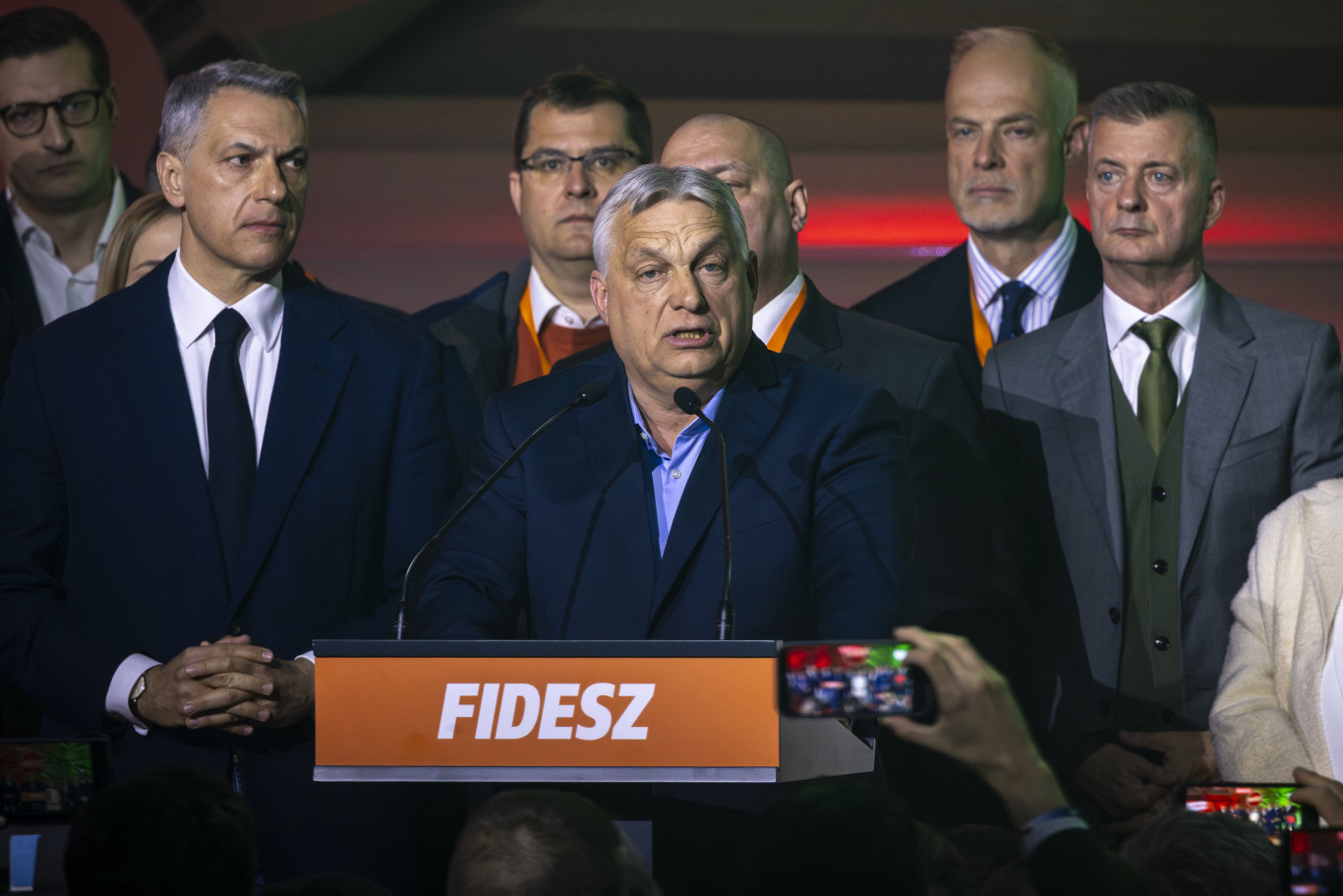 A langyos autokráciákat kiköpik a választók