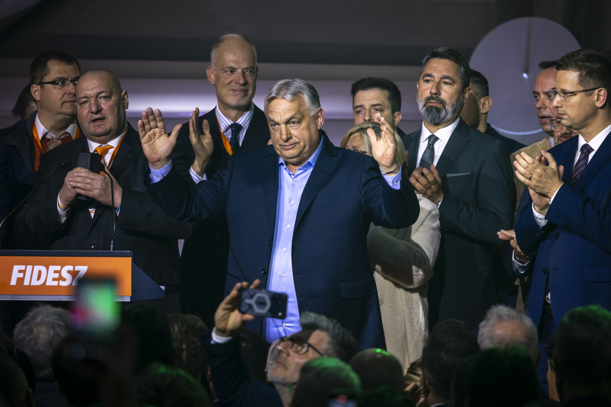 Hiába bukott óriásit a Fidesz, Rogán, Lázár, Szijjártó, Kocsis és Menczer marad, több húzónevük eltűnhet