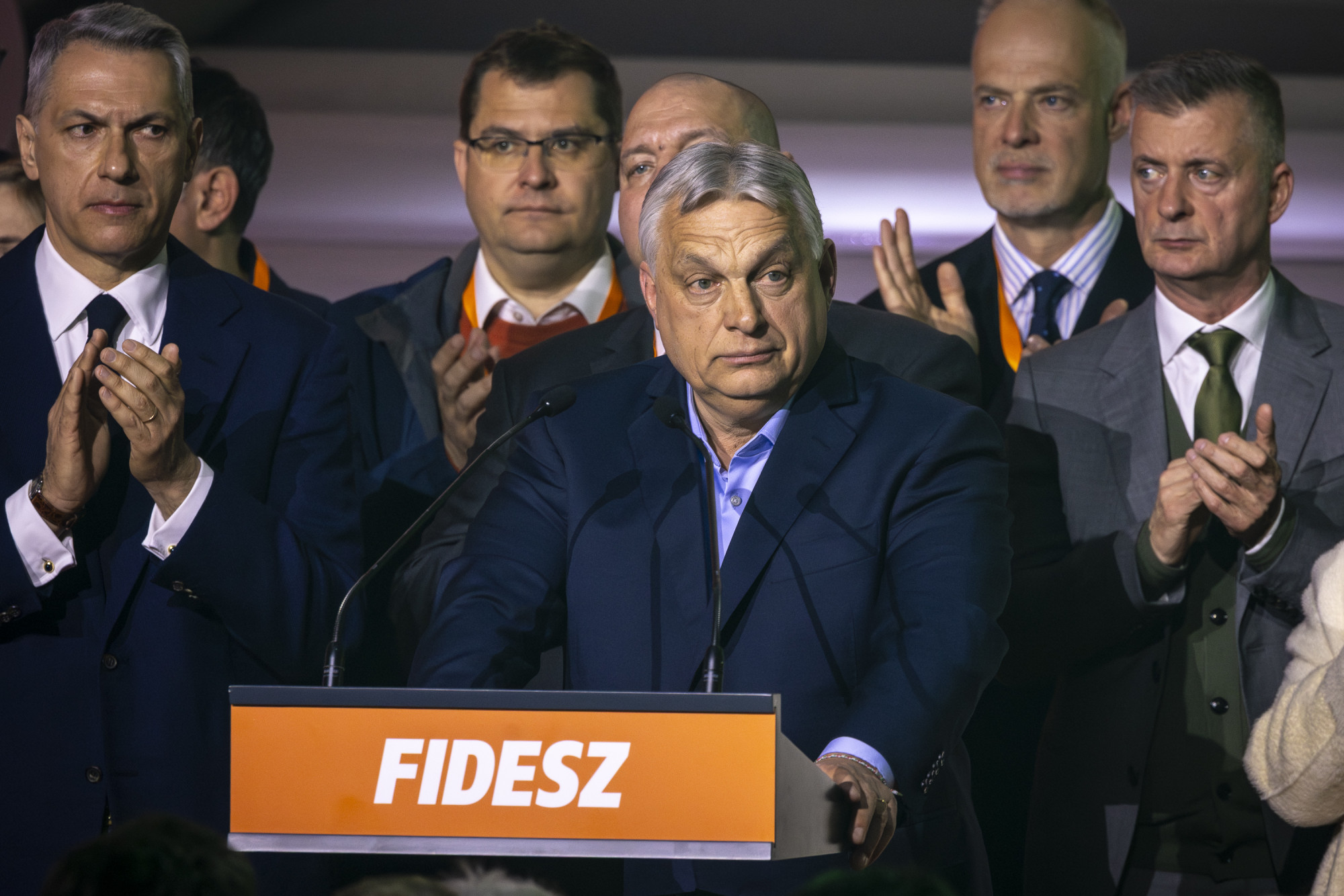 Orbán Viktor a bukás pillanataiban