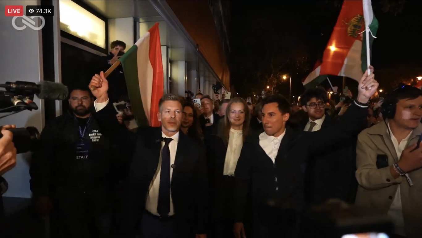 Jön Magyar Péter győzelmi beszéde