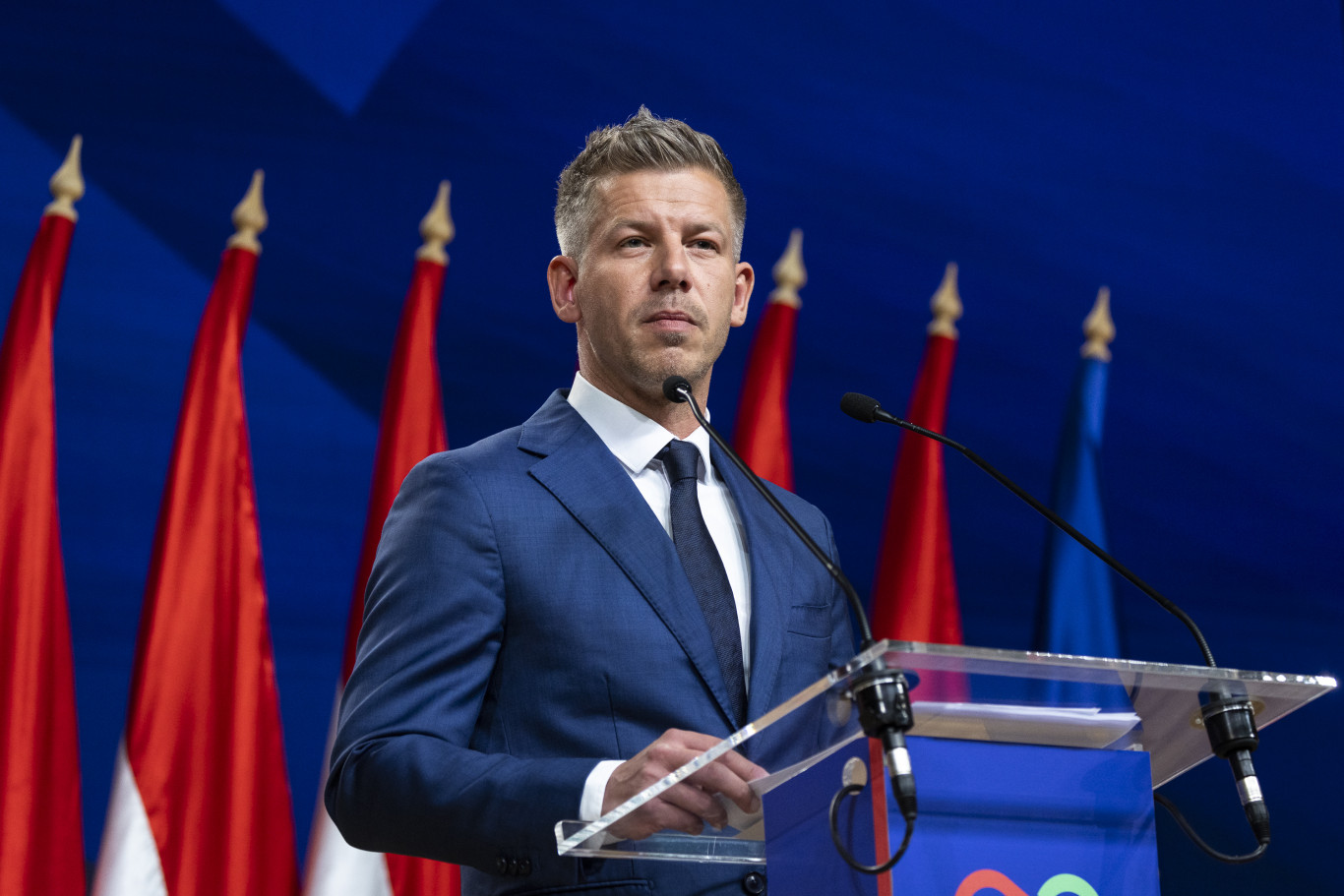 Friss hírek: A cseh kormányfő Prágába, a török elnök pedig Ankarába hívta meg a leendő miniszterelnököt.