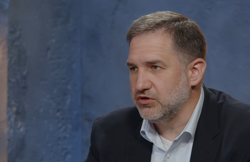 Tóth Péter: „Én tartottam vissza, és én végig magamnál tartottam azokat a pendrive-okat, amivel mondjuk mások családját tettük volna tönkre”