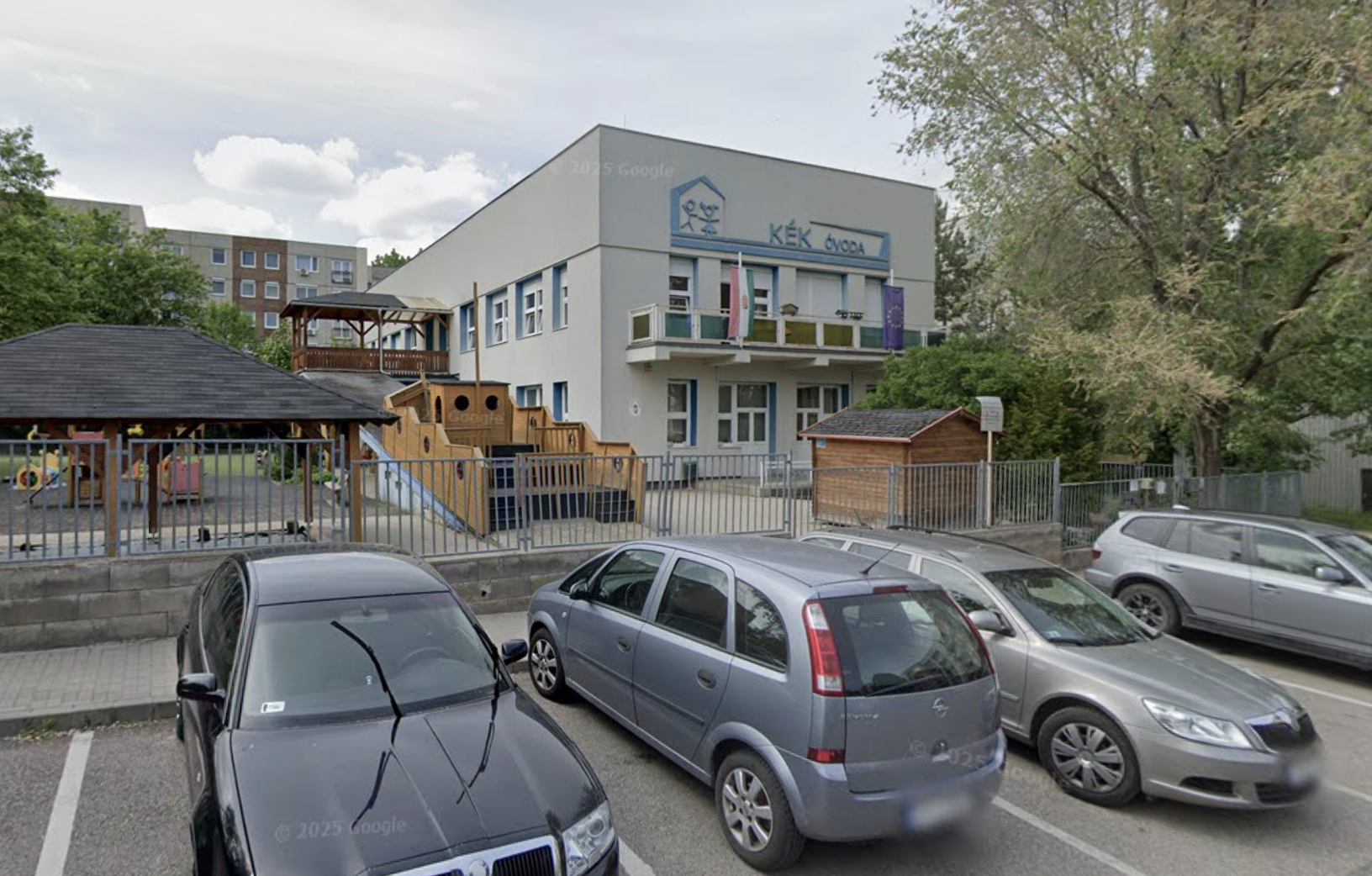 Belőttek egy solymári óvoda nyitott ablakán