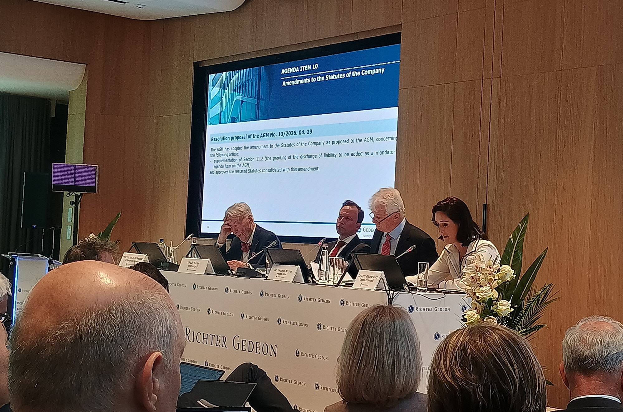 A Richter júniusban fizet osztalékot, de az MCC-vel még tárgyalnak