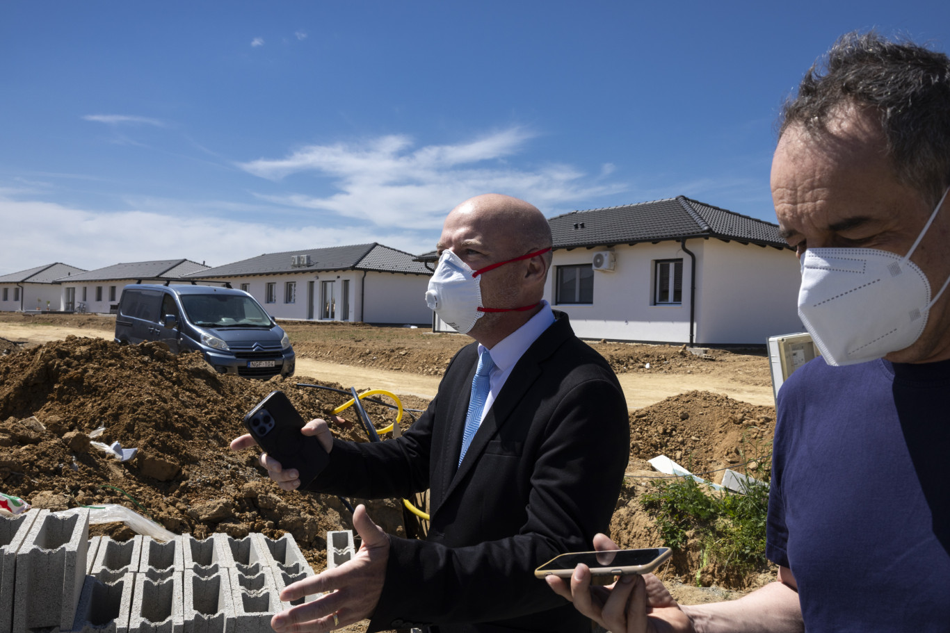 Félmillió tonna azbeszttel szennyezett kőzúzalék érkezett Magyarországra a rohonci bányából Félmillió tonna azbeszttel szennyezett kőzúzalék érkezett Magyarországra a rohonci bányából