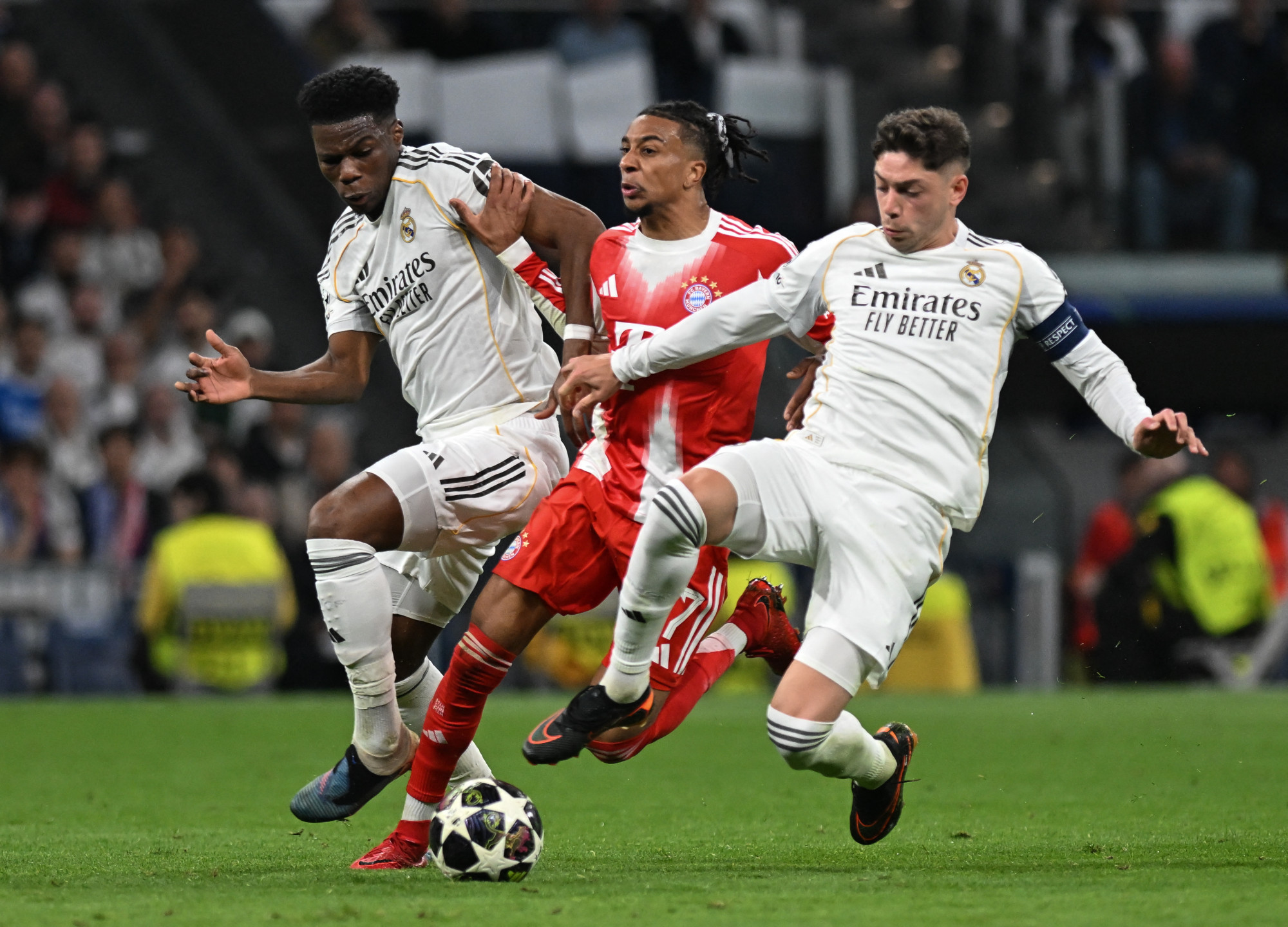 Fejenként félmillió eurós büntetést fizethet a Real Madrid két kakaskodó sztárfutballistája