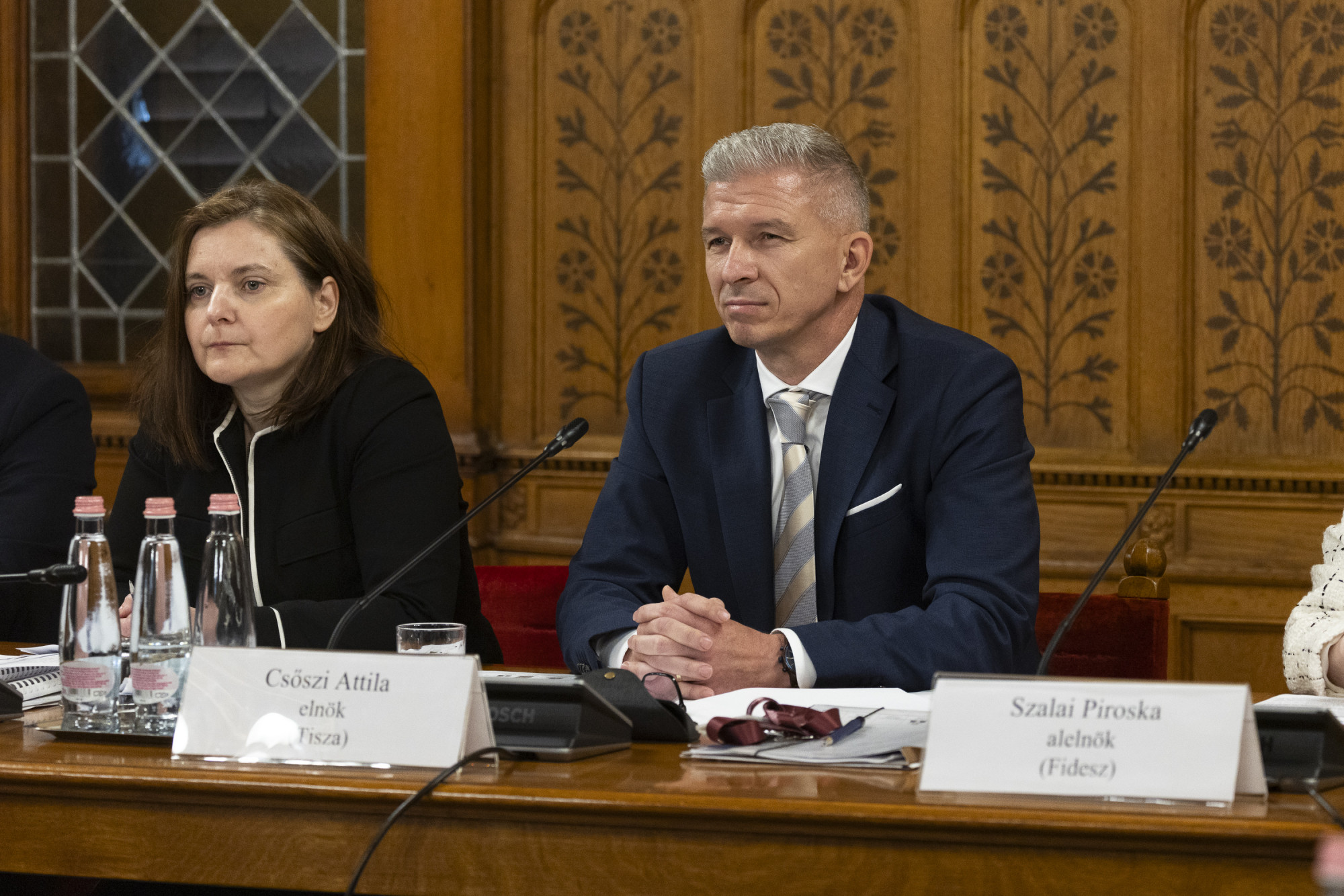 Szerdán munkába fog az MNB-ügyet feltáró parlamenti vizsgálóbizottság