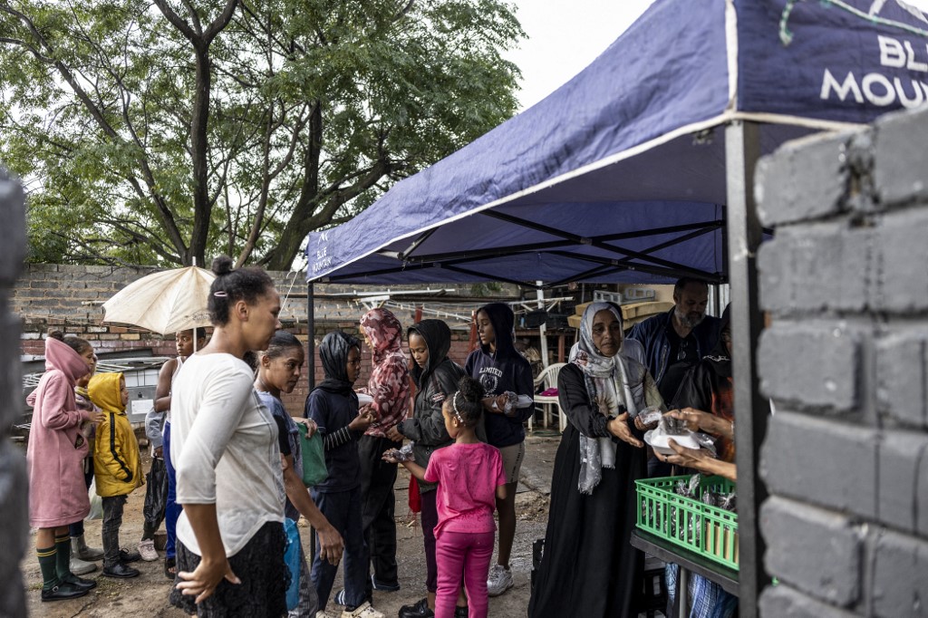 ENSZ: Heteken belül súlyos humanitárius válságot okozhat, ha nem engedik át a Hormuzi-szoroson a műtrágyát szállító hajókat