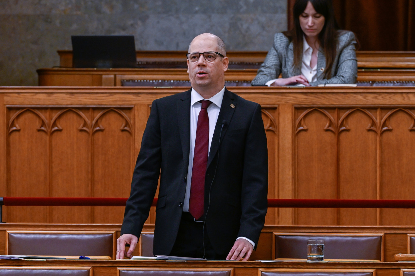 Nem tervez lemondani a legfőbb ügyész