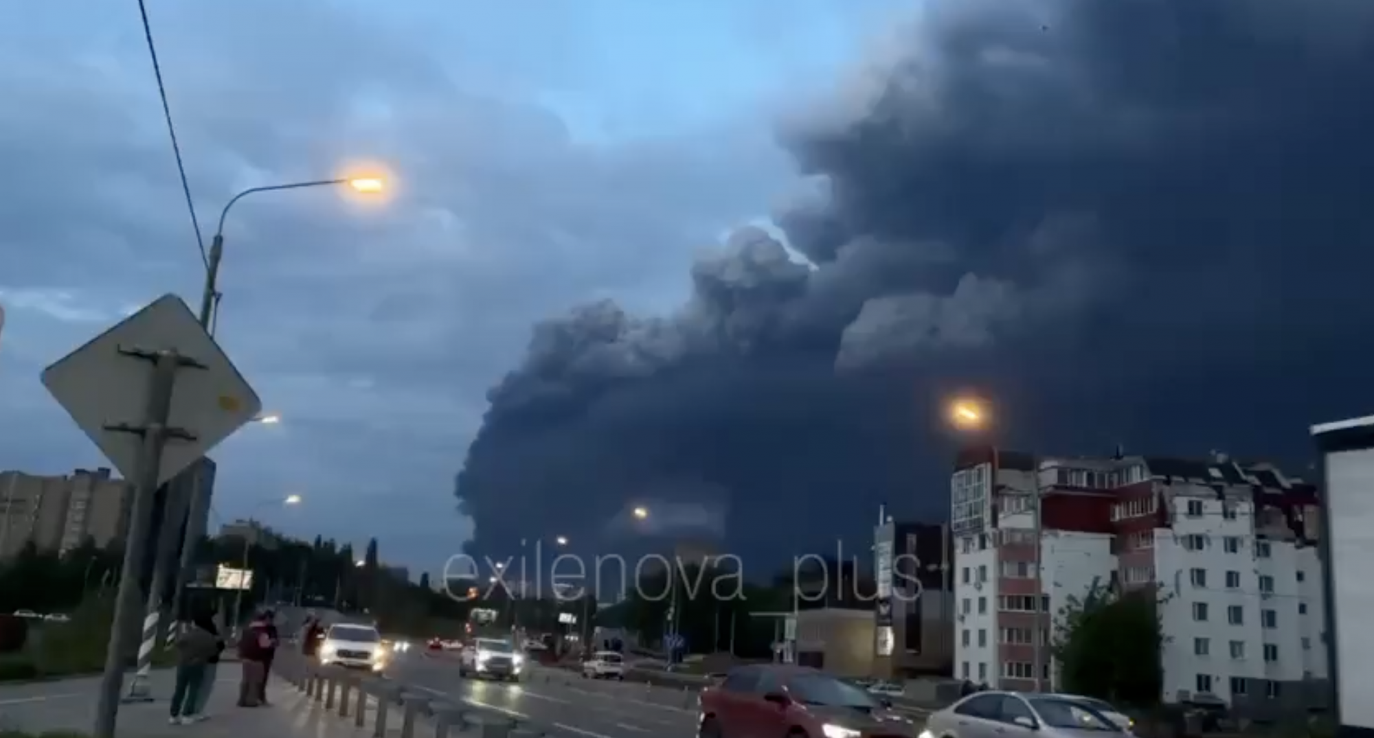 Tűz ütött ki egy orosz olajfinomítóban egy ukrán dróntámadás után