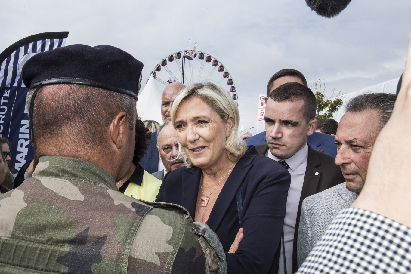 Le Pen javaslata: Franciaország lépjen ki a NATO integrált katonai parancsnokságából Le Pen javaslata: Franciaország lépjen ki a NATO integrált katonai parancsnokságából