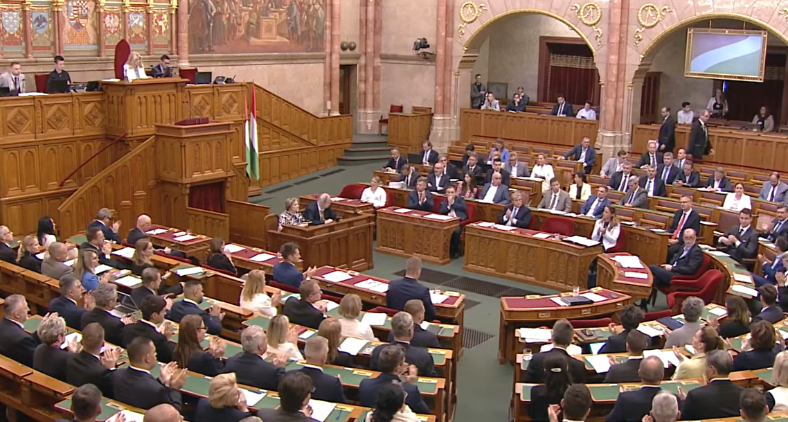 Magyar visszautasította Toroczkai ajánlatát: nem éjszakázik 