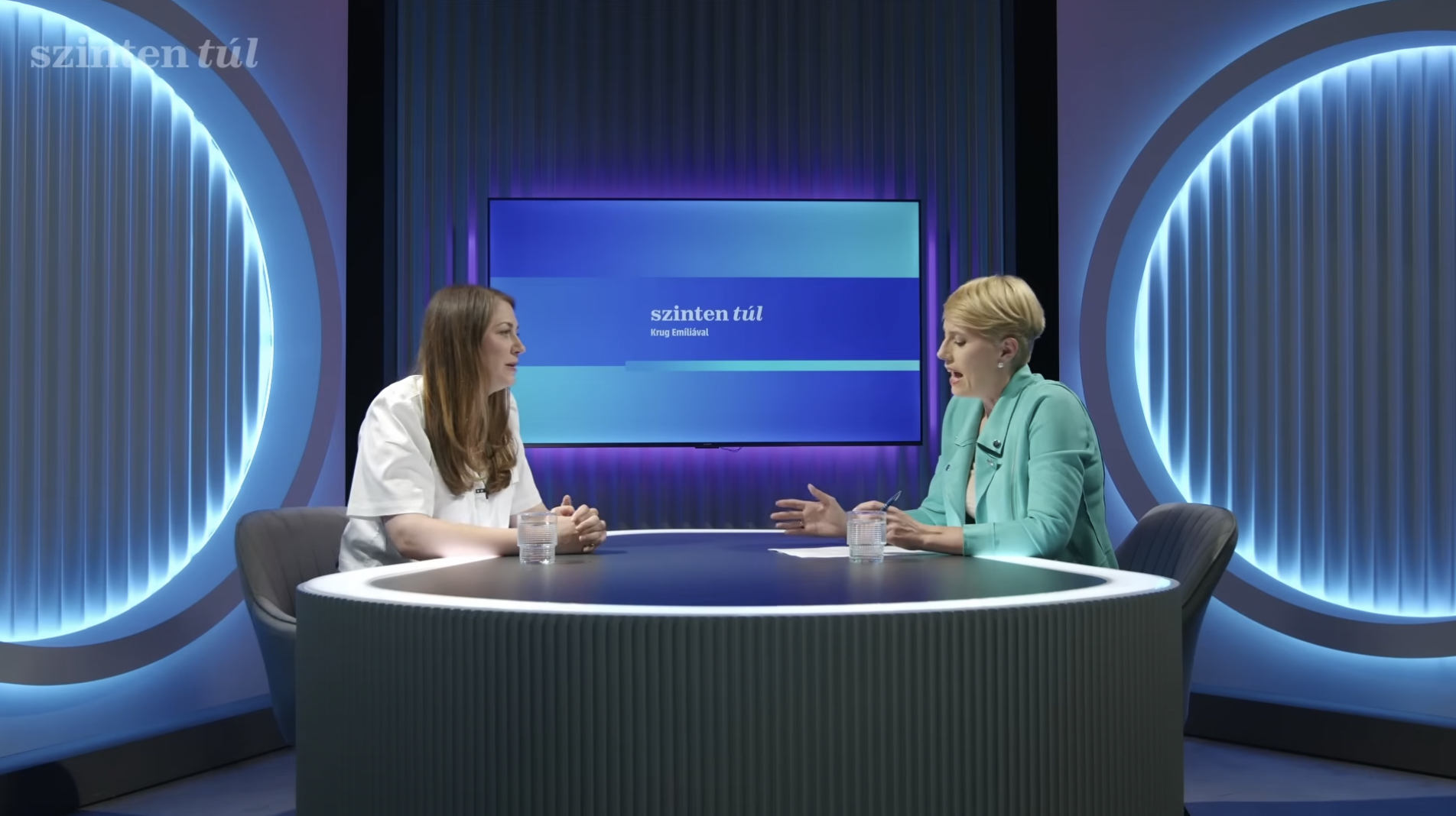Donáth Anna: Amíg egy villany ég egy irodában, aminek Momentum van a kirakatára írva, addig ott leszek és én leszek az utolsó, aki kimegy