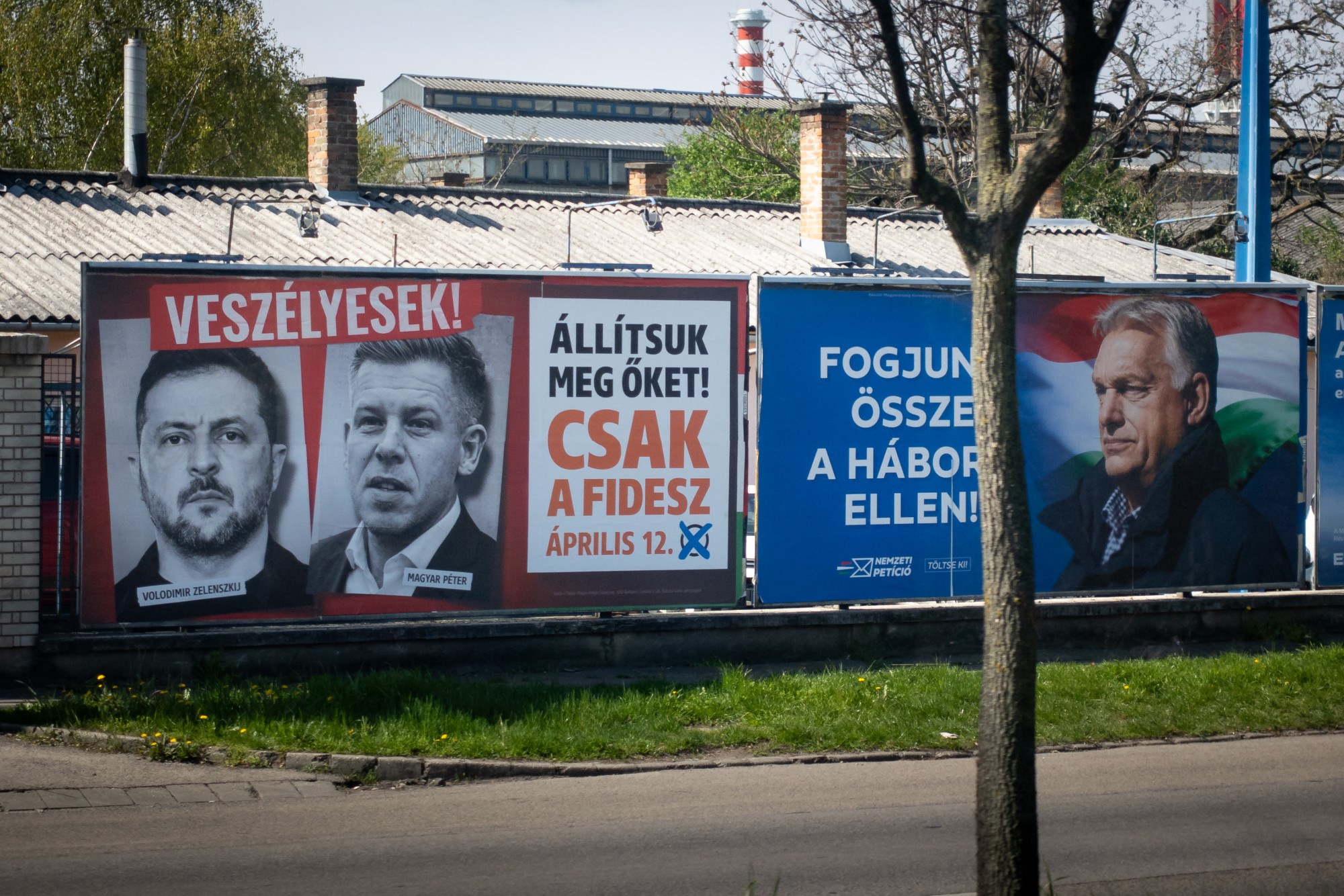 10+1 év plakáthisztéria Rogán Antal és Balásy Gyula Magyarországán