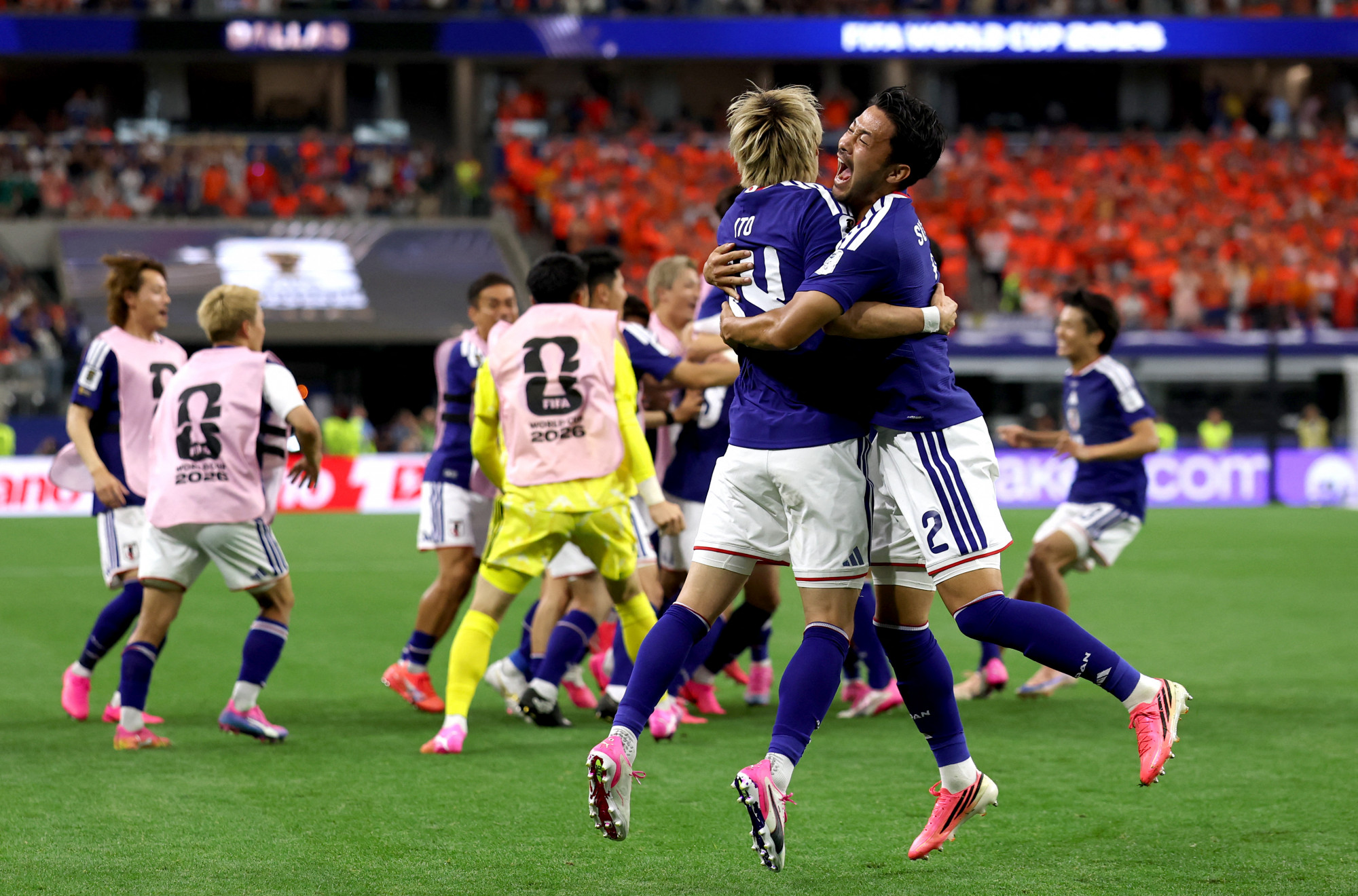 Felejthető első félidő után 2-2-es döntetlent játszott egymással Japán és Hollandia