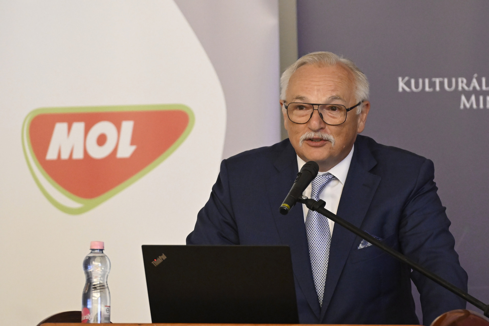 Magyar: Készek vagyunk tárgyalni Horvátországgal a Mol–INA-vitáról