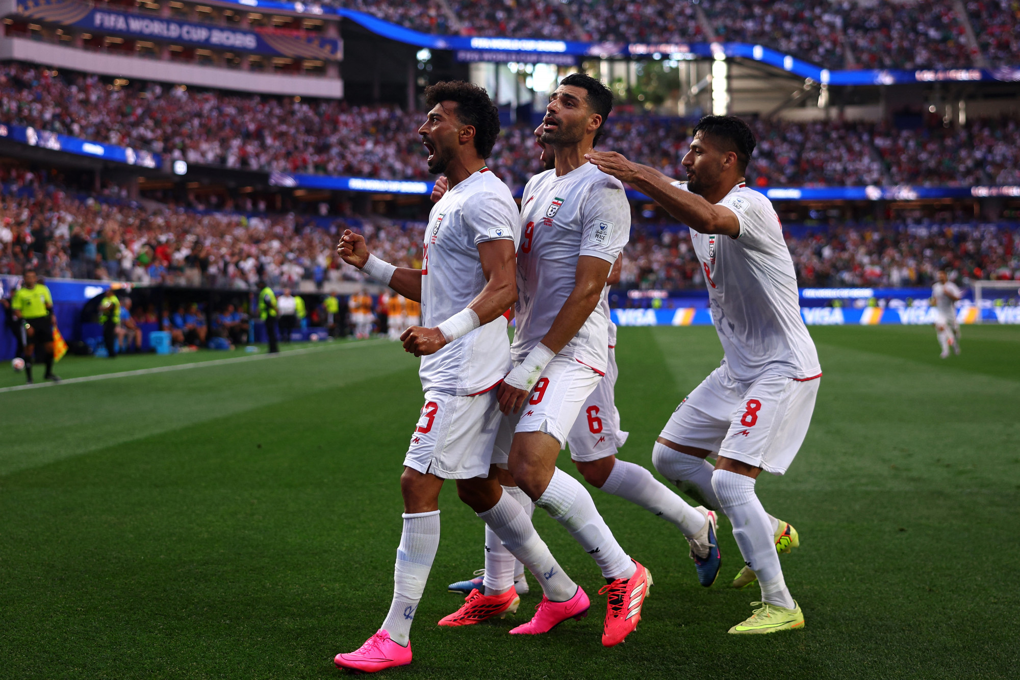 Irán panaszt tesz a FIFA-nál a válogatottat érintő utazási korlátozások miatt