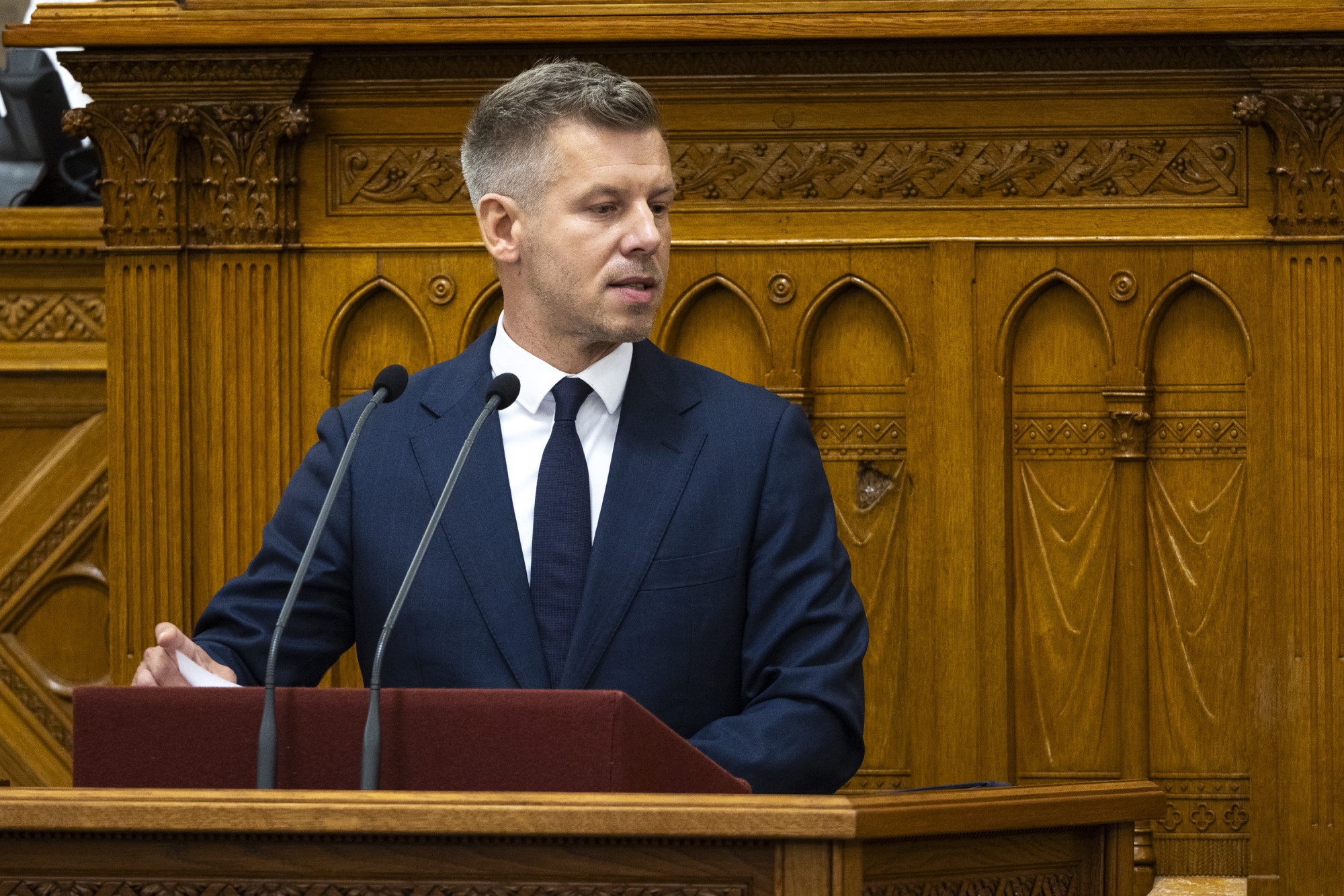 Orbán meg akarta kötni a következő tíz kormány kezét, Magyar Péterék most szétzúzzák ezt a tervet