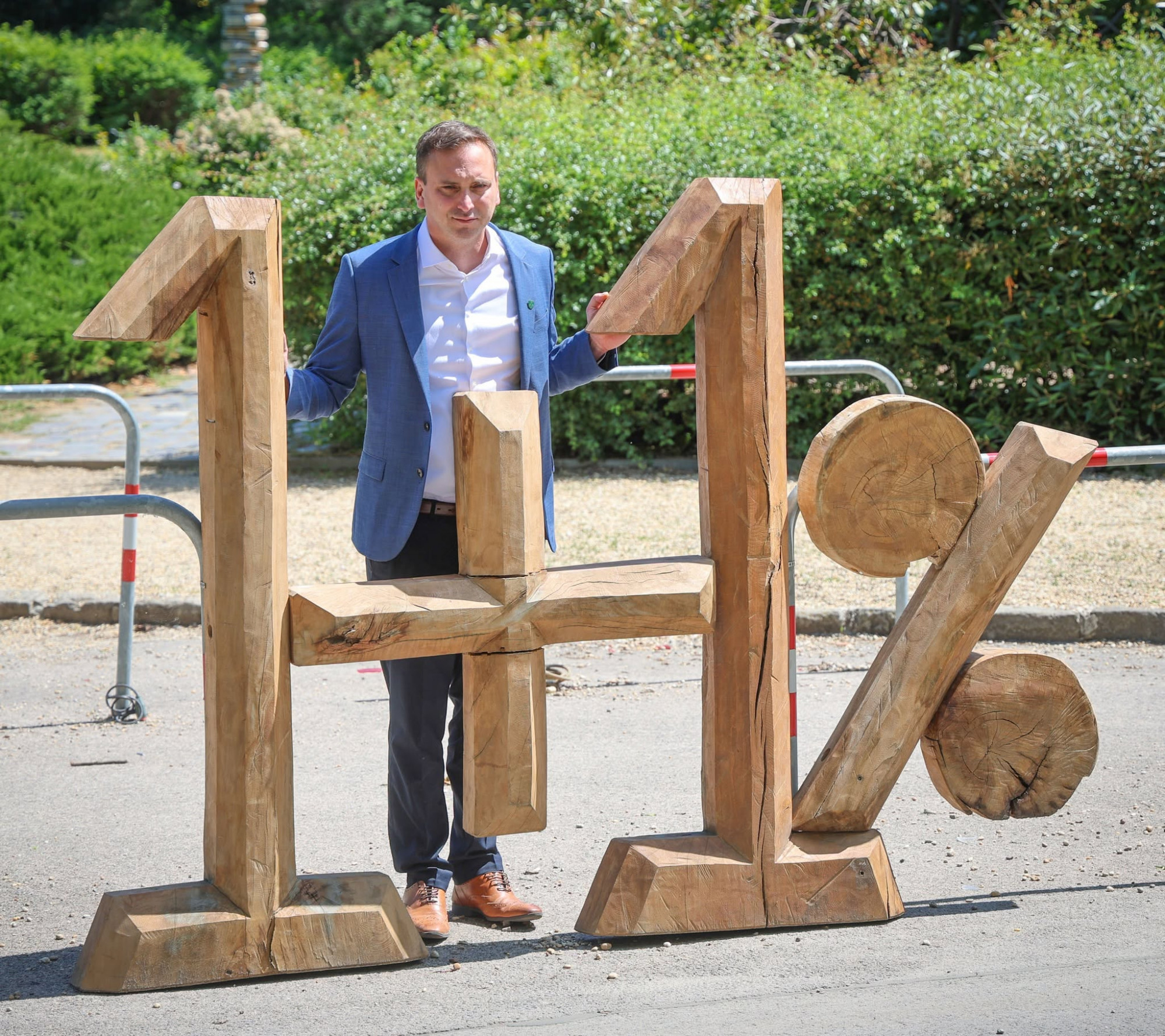 Őrsi Gergely letartóztatását meghosszabbítanák, egy fideszest viszont kiengedtek a parkbiznisz gyanúsítottjai közül