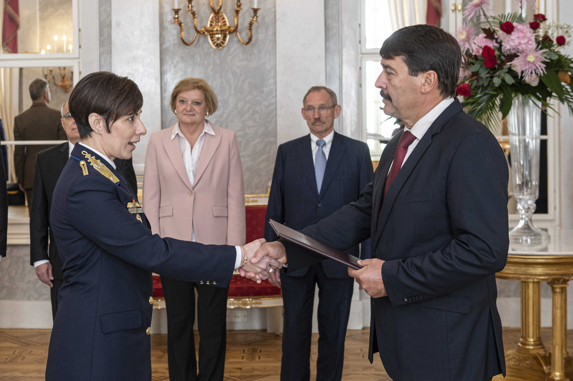 Rogán alatt került a szuper-titkosszolgálat élére, Magyar Péter most menesztette