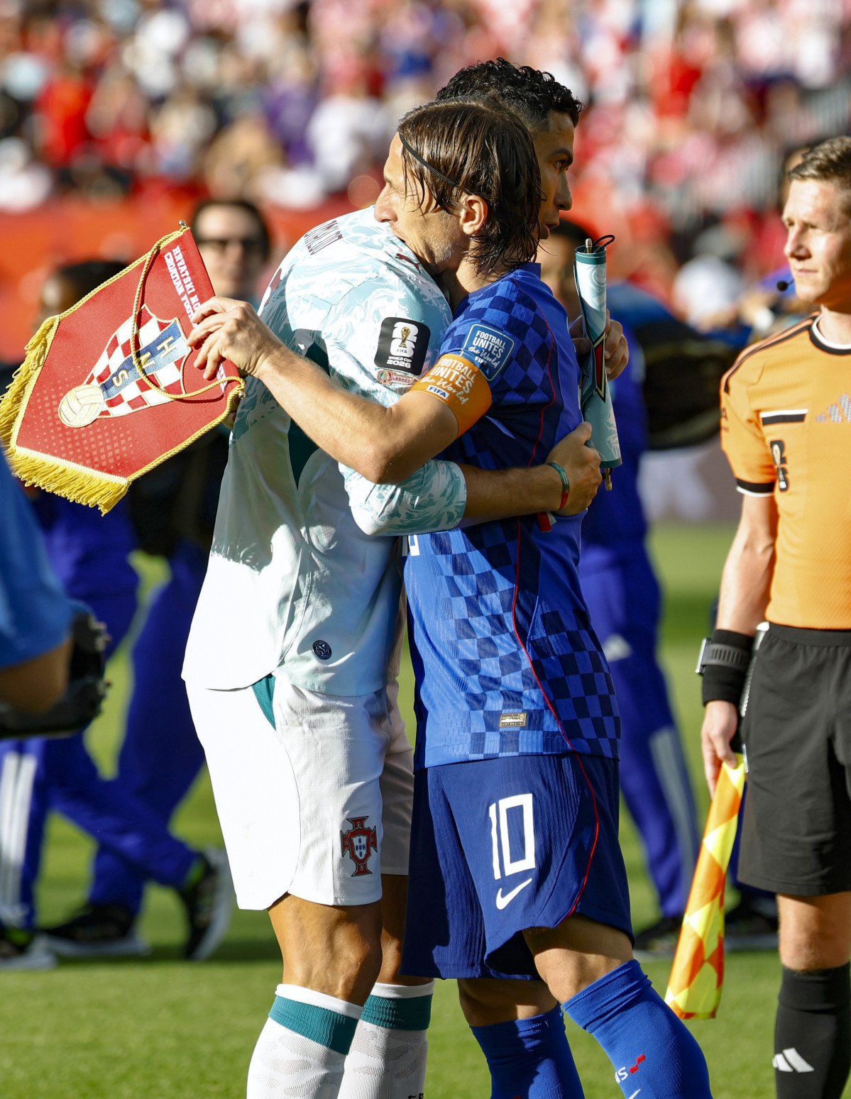 „Szeretnélek újra látni” – ikonikus felvételek készültek Cristiano Ronaldo és Luka Modric utolsó randevújáról