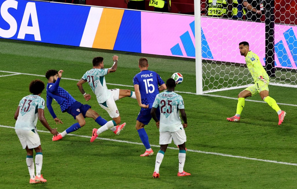Na, ezt tudja a szenzor, amit a futball-vb labdájába építettek