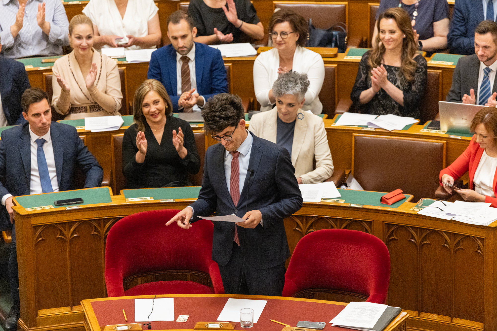 Nagy egyetértésben szavaztak az ügynökakták megnyitásának előkészítéséről a parlamentben