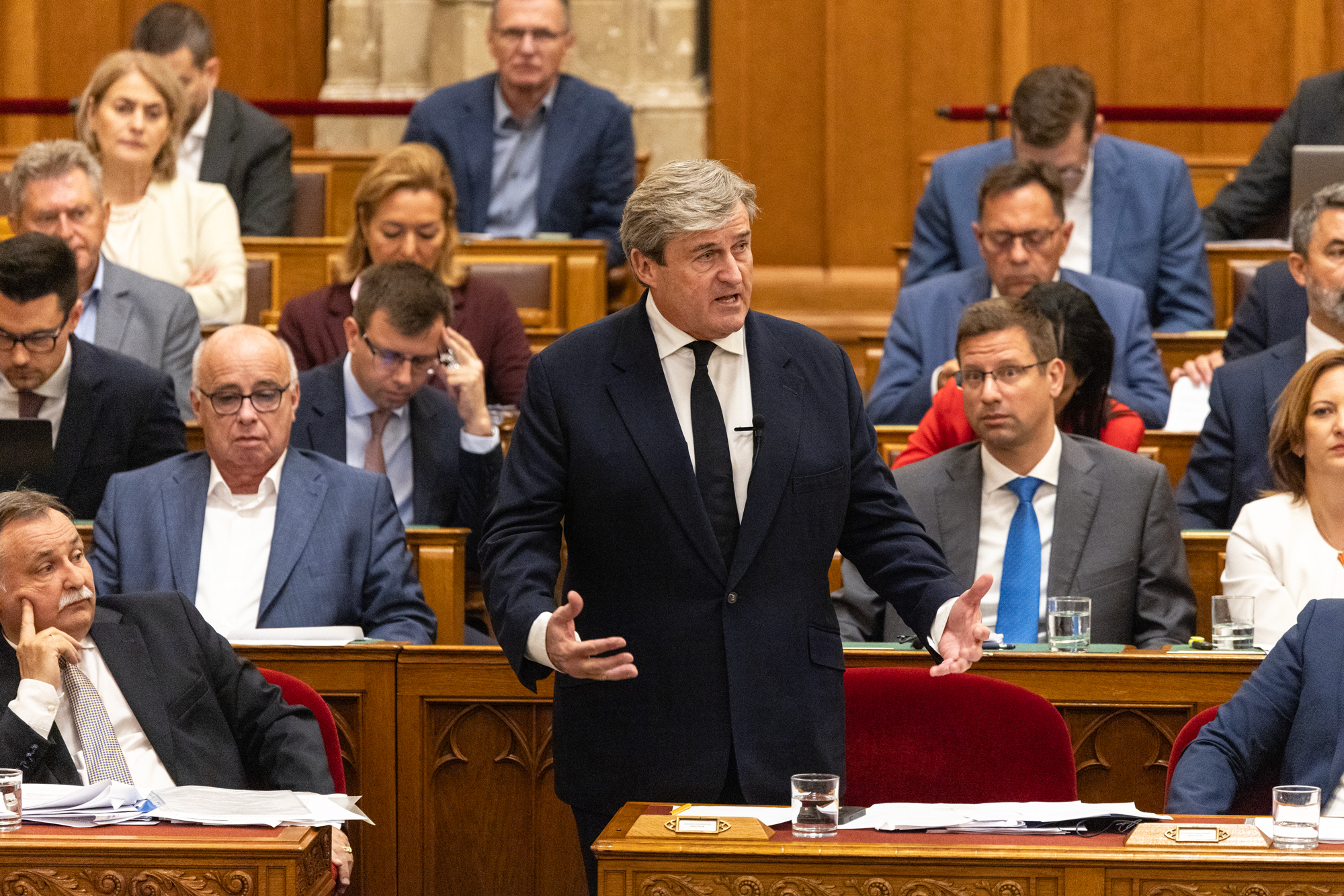 Nagy egyetértésben szavaztak az ügynökakták megnyitásának előkészítéséről a parlamentben