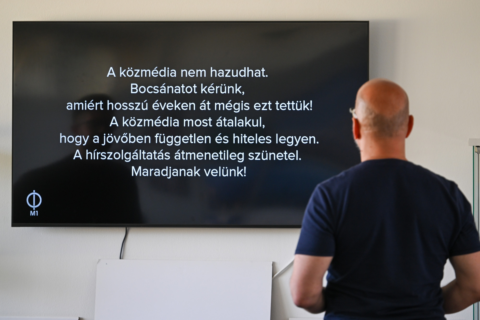Tüntetést szervezett a Fidesz a közmédia elé