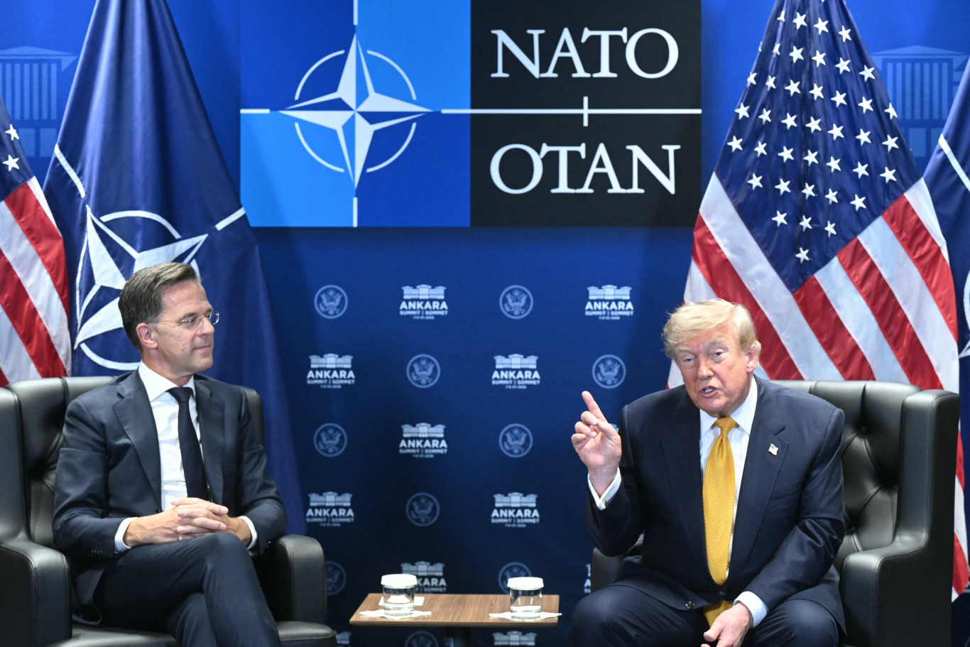Trump elrendelte az amerikai-spanyol kereskedelem leállítását