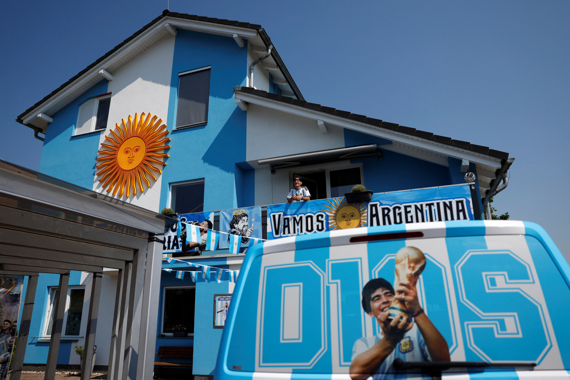 Maradona-szobor és kék-fehérre festett ház – nem a cseh fanatikuson múlt, hogy Argentína nem nyert vb-t