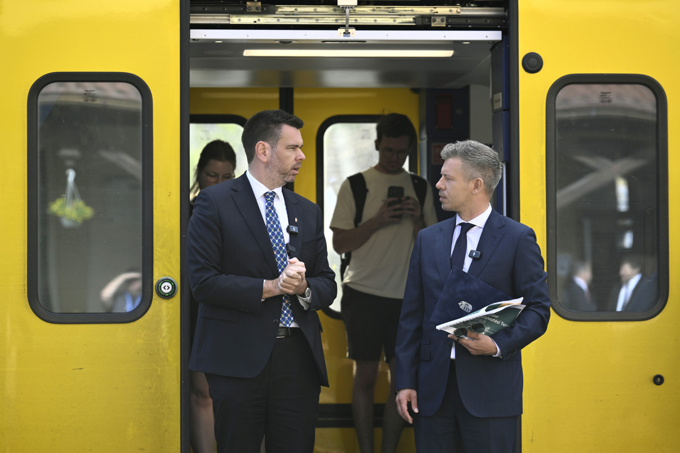 „Történelmi lépés a magyar közlekedésben: Meghosszabbítják az M3-as metrót”