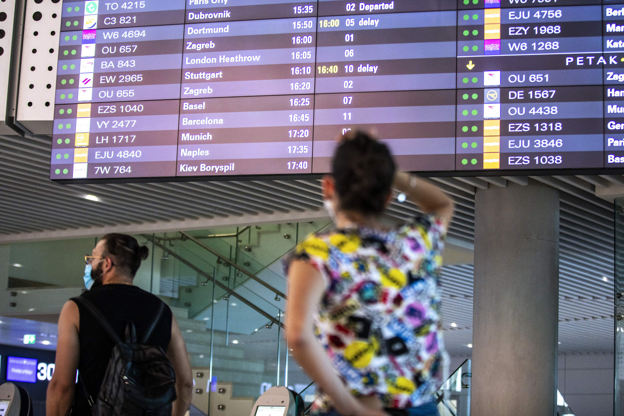 Horvátország magyar férfi okozott káoszt a drónjával split repterén 2026 horvátország iustitia. Bg őrizetbe vettek egy 36 éves magyar férfit horvátországban, mert... Iustitia. Bg magyar férfi okozott káoszt a drónjával split repterén 2026 2026-08-02 16:10:42 igazságszolgáltatás - iustitia. Bg horvátország