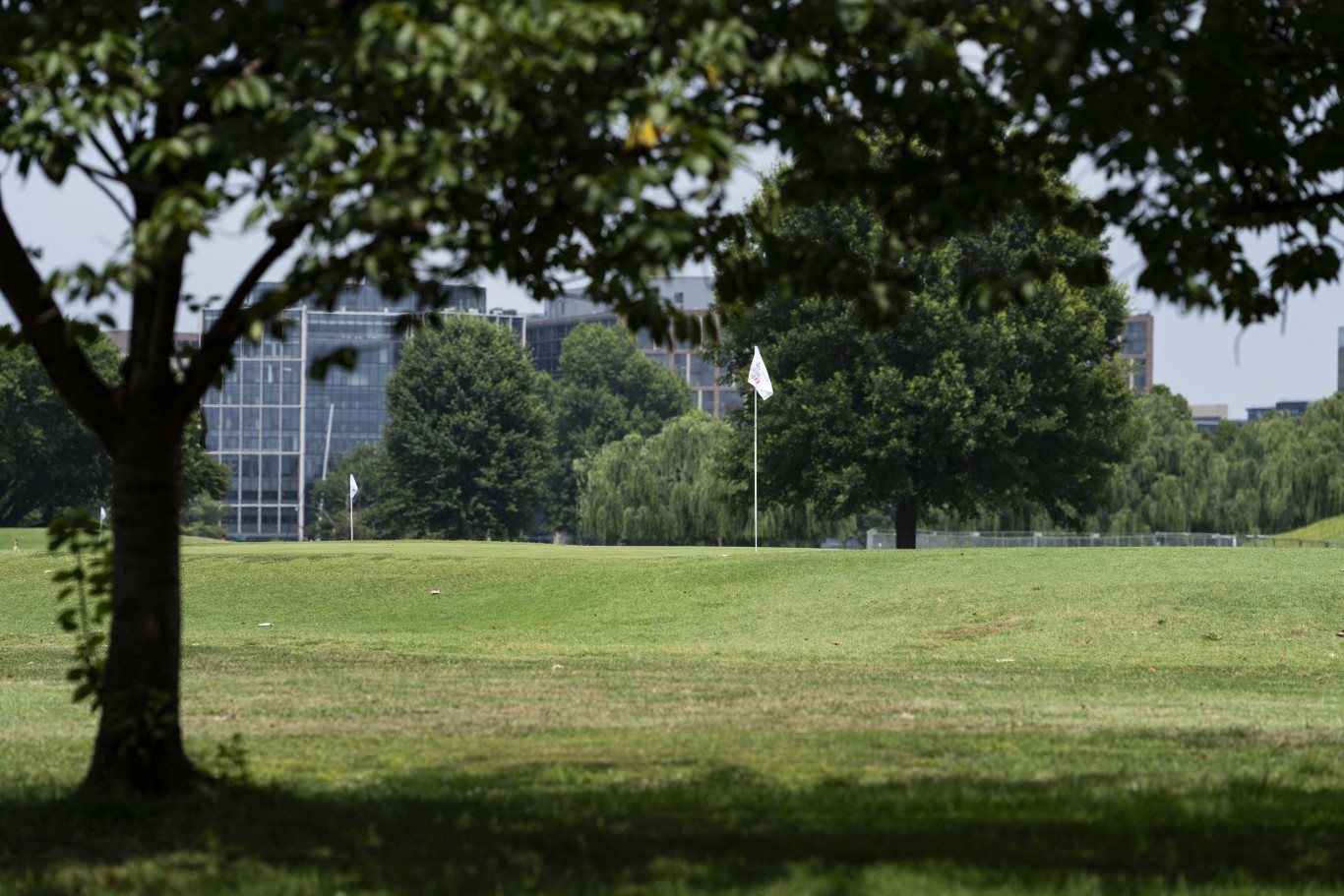Fegyveres férfit tartóztattak le Trump golfklubjánál