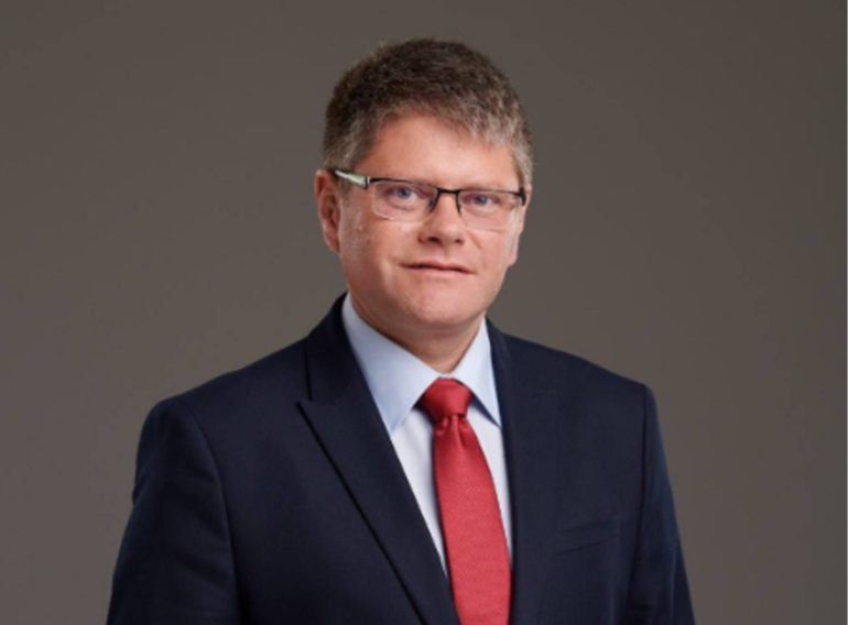 Hiába szólította fel a Fidesz, nem adja vissza mandátumát a frakcióból kizárt újbudai képviselő