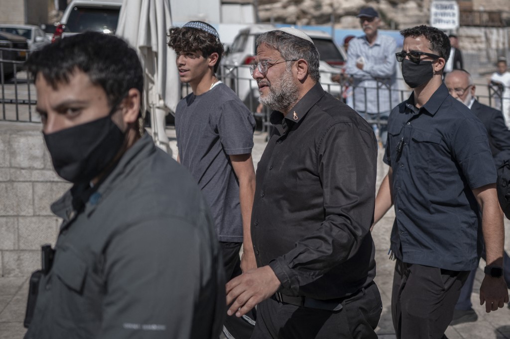 A szélsőjobbos izraeli miniszter bemutatta az akasztófákat, ahol a terrorcselekmény miatt elítélt palesztinokat végzik majd ki