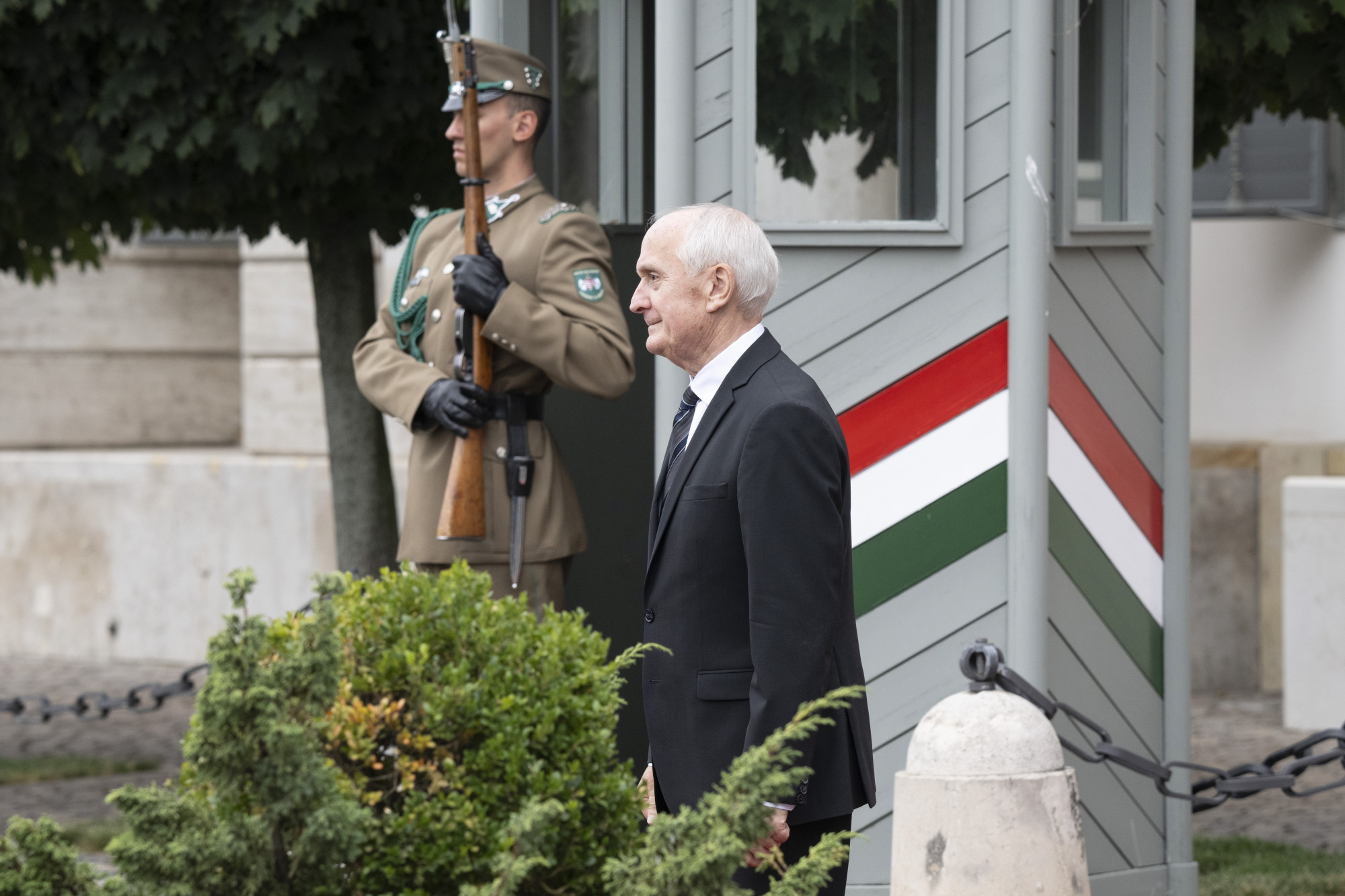 Hivatalosan is hivatalba lépett Baka András köztársasági elnök