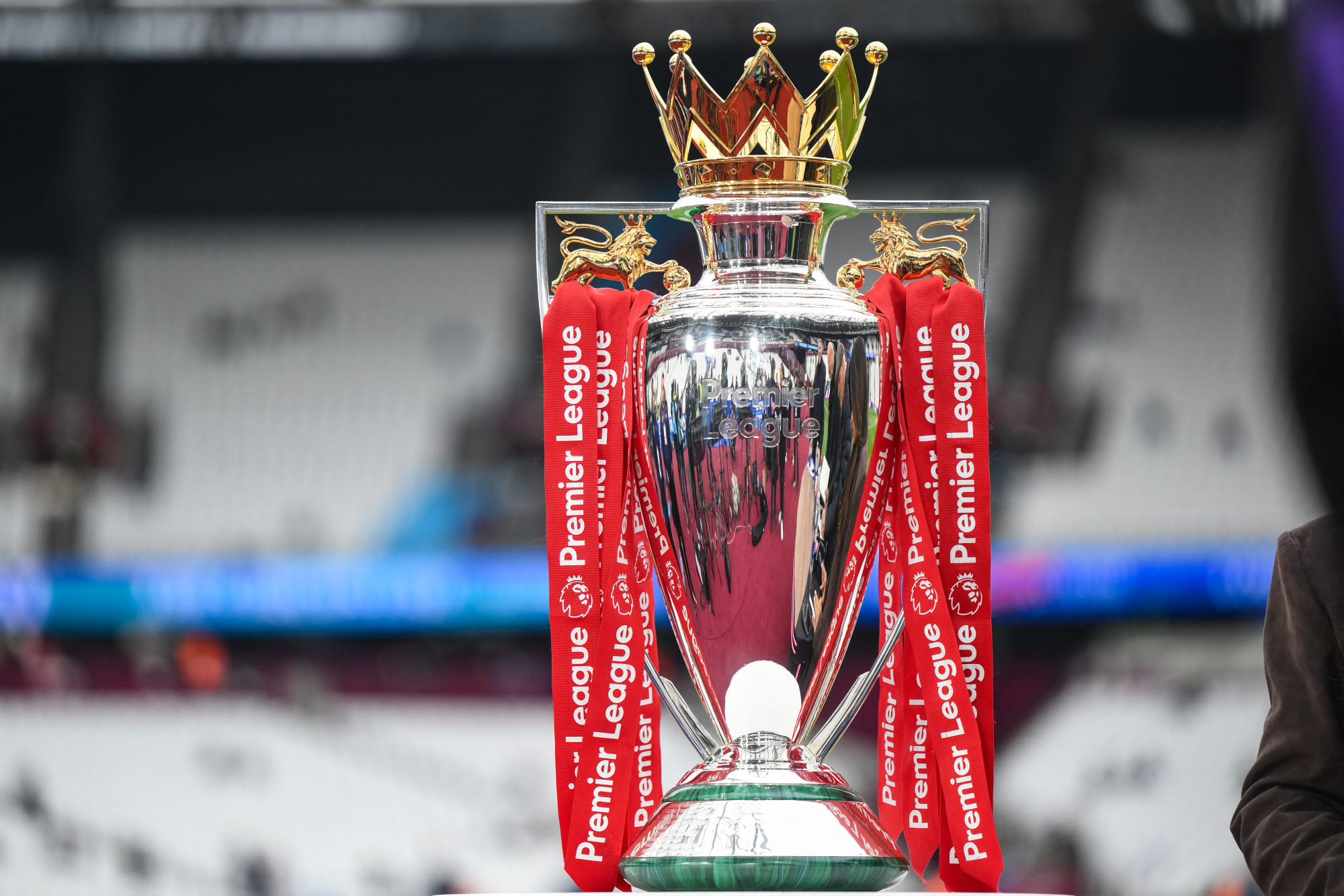 Nagy edzőcserék, felforgatott keretek, stabil címvédő – indul a világ legerősebb futball-bajnoksága, a Premier League
