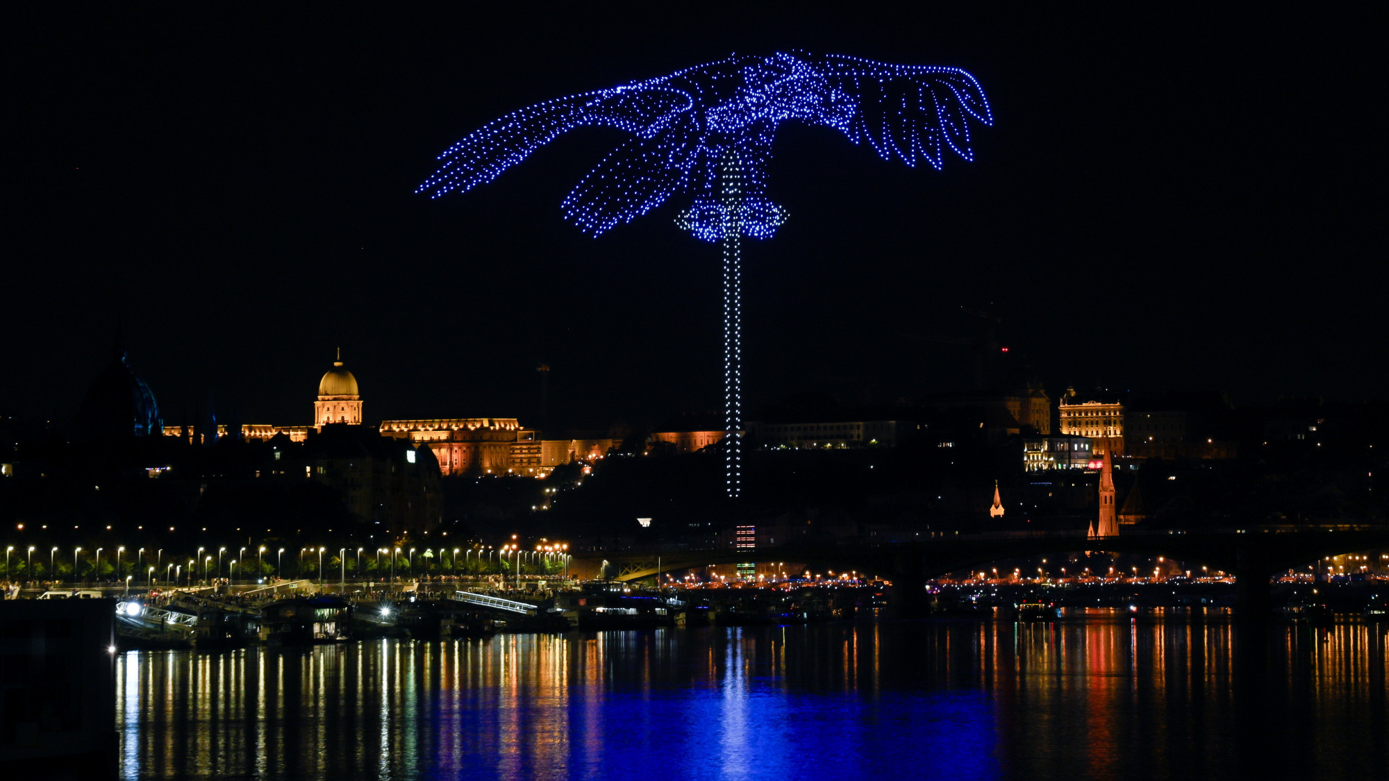 Fényfestés, drónshow és tűzijáték augusztus 20-án