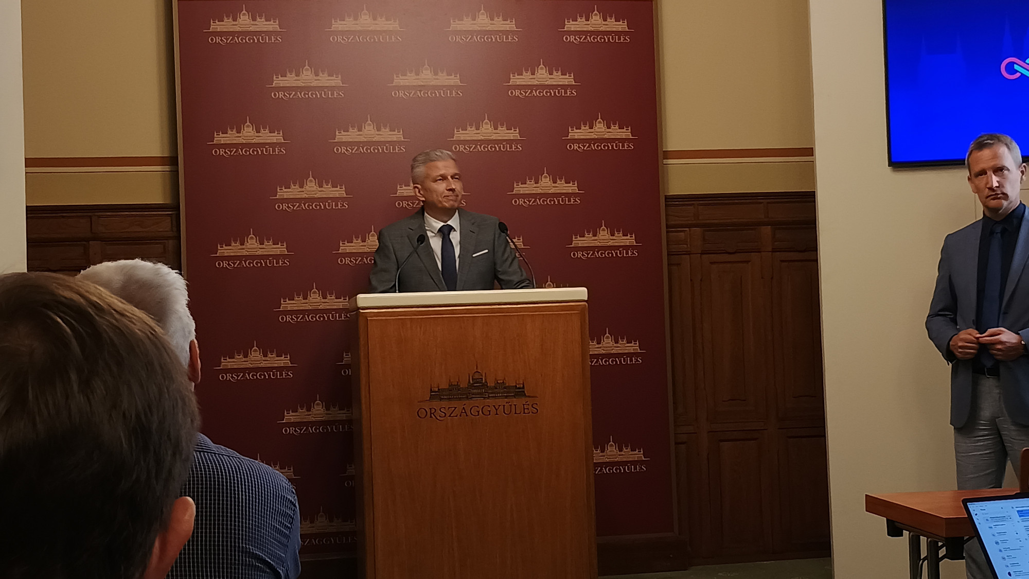 Politikai és személyi felelősöket ígér az MNB-botrányban a parlamenti vizsgálóbizottság tiszás elnöke, de még nem tudja, Matolcsyékat mikor hallgatják meg
