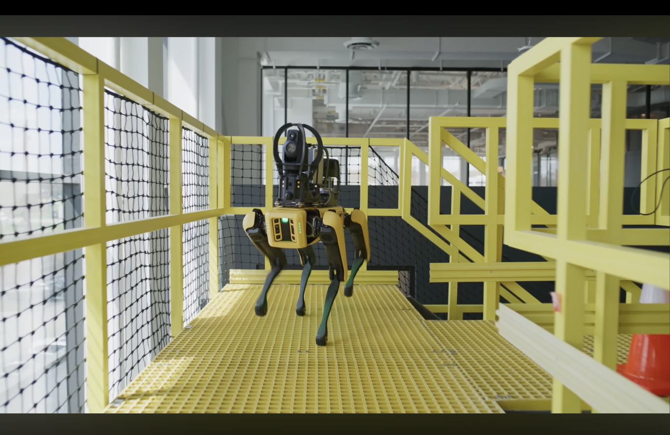 Az ICE tervezi a robotkutyák beszerzését – cikk