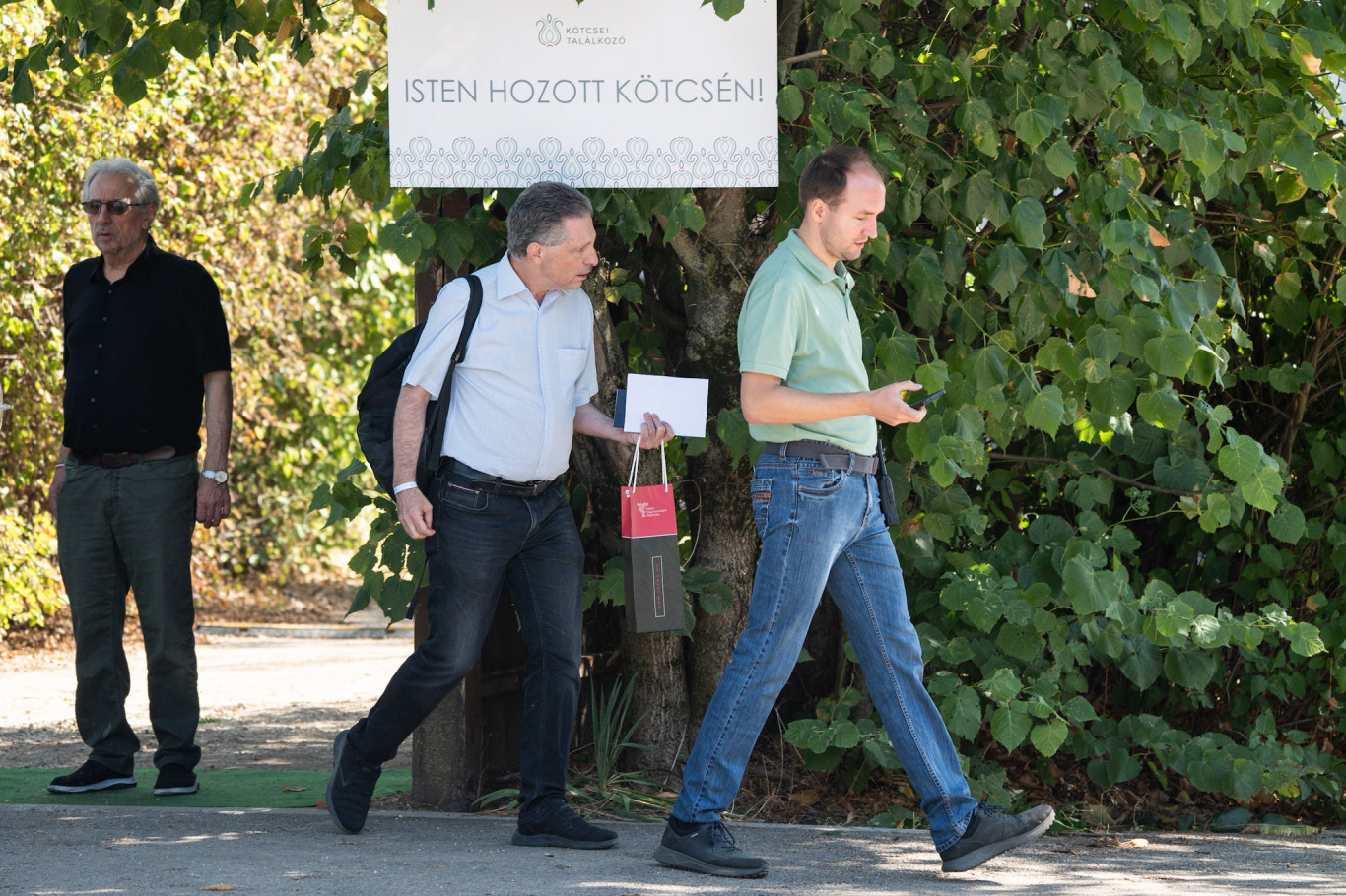Schiffer András Kötcsén – Miről tanácskozik Orbán szűk körében? Schiffer András Kötcsén – Miről tanácskozik Orbán szűk körében?