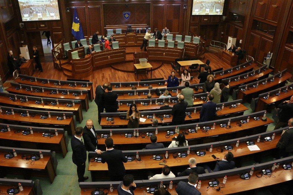 Megalakult a koszovói parlament